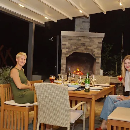 Sara With Sea View And Private Heated Pool فيلة *