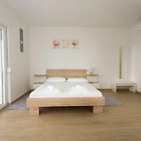 Sara With Sea View And Private Heated Pool *