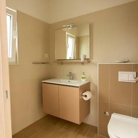 Villa Sara With Sea View And Private Heated Pool Omis