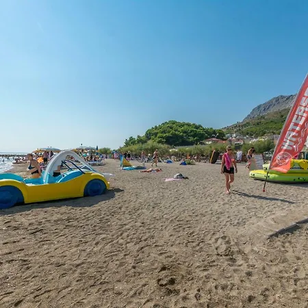 Villa Sara With Sea View And Private Heated Pool Omiš