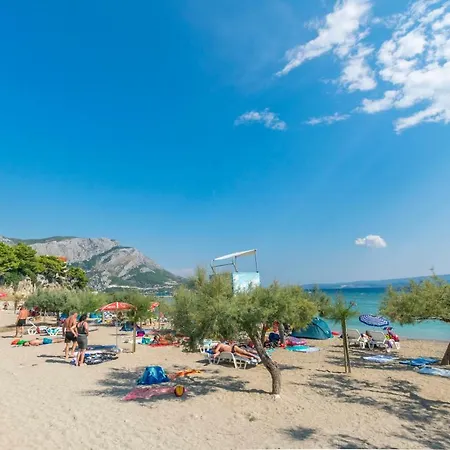 Villa Sara With Sea View And Private Heated Pool Omis